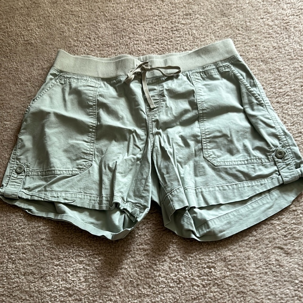 Women’s shorts, green, size 1x